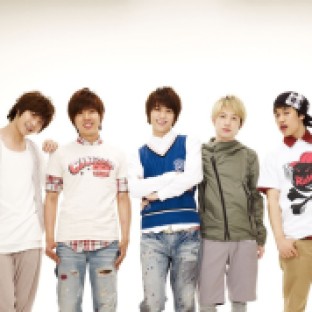 Shu-I - Category: J-Pop/K-Pop Song https://www.youtube.com/watch?v=QK4qu9SrMo0 One of the most popular boybands in Asia.